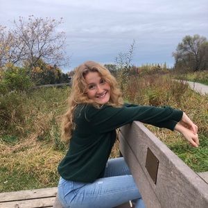 Meet your Posher, Bea